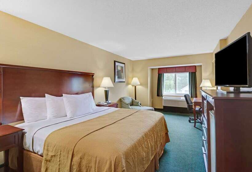 هتل Ramada By Wyndham Kittery