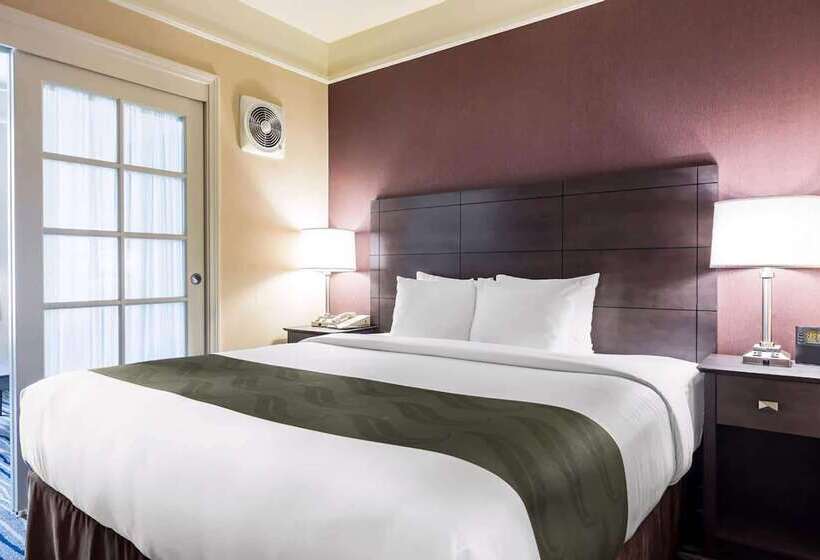 هتل Ramada Suites By Wyndham San Diego