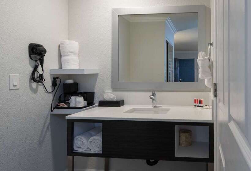 هتل Rodeway Inn Milpitas Near Great Mall