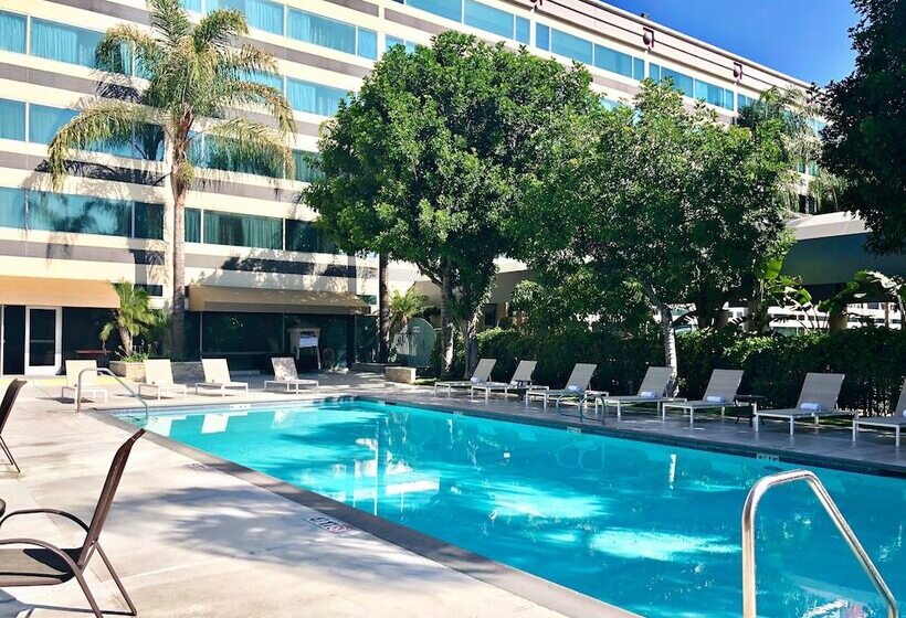 فندق Sheraton Ontario Airport