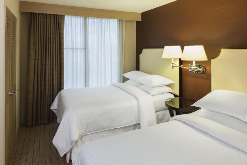 Hotel Sheraton Suites Market Center Dallas