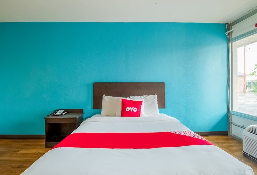 فندق St. Louis Lambert Airport