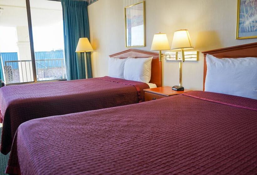 Отель Sunset Inn Clarksville