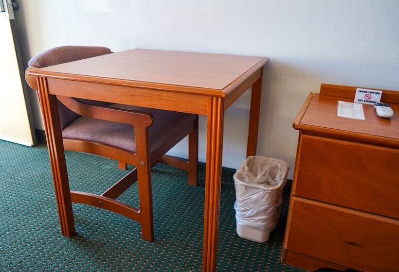 فندق Sunset Inn Clarksville