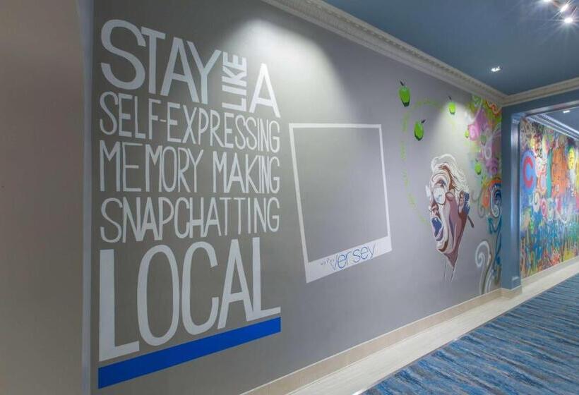 Fotos del hotel Versey Days Inn By Wyndham Chicago:  26