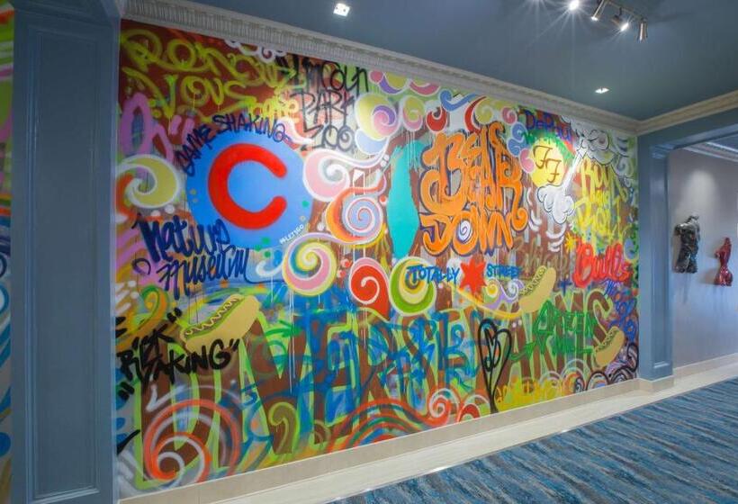 Fotos del hotel Versey Days Inn By Wyndham Chicago:  27