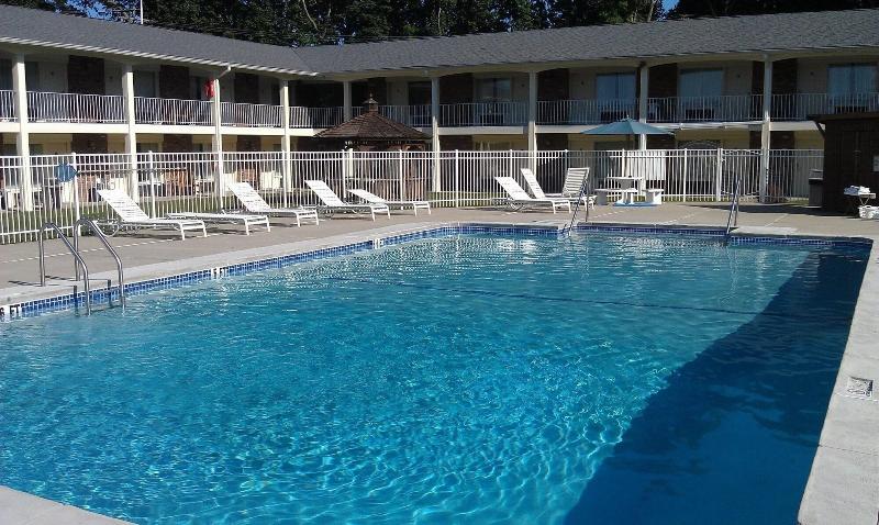 汽车旅馆  Crystal Inn Eatontown