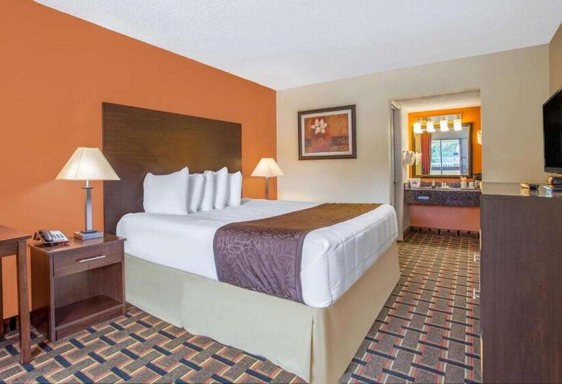 מוטל Days Inn By Wyndham Brooksville