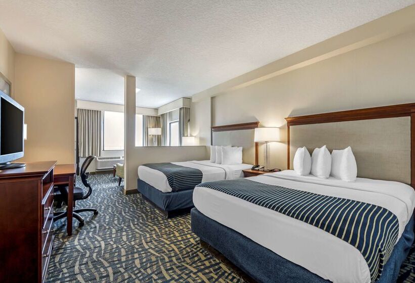 منتجع Best Western Cocoa Beach Hotel & Suites