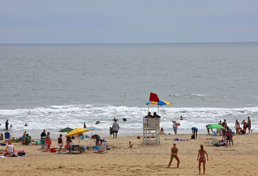 Hampton Inn Virginia Beachoceanfront North