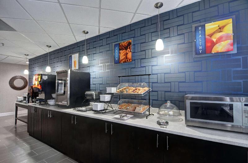 فندق Best Western Plus Hanes Mall