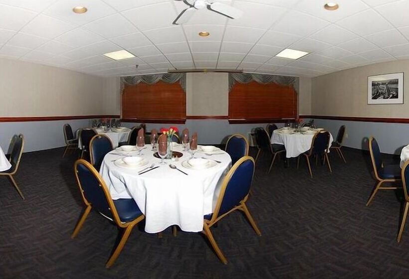 בית מלון כפרי Best Western Potomac Mills