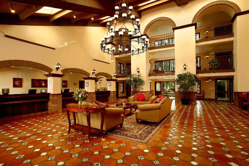 هتل Buena Park Grand  & Suites