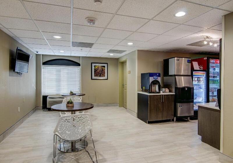 בית מלון כפרי Candlewood Suites Richmond   West Broad, An Ihg