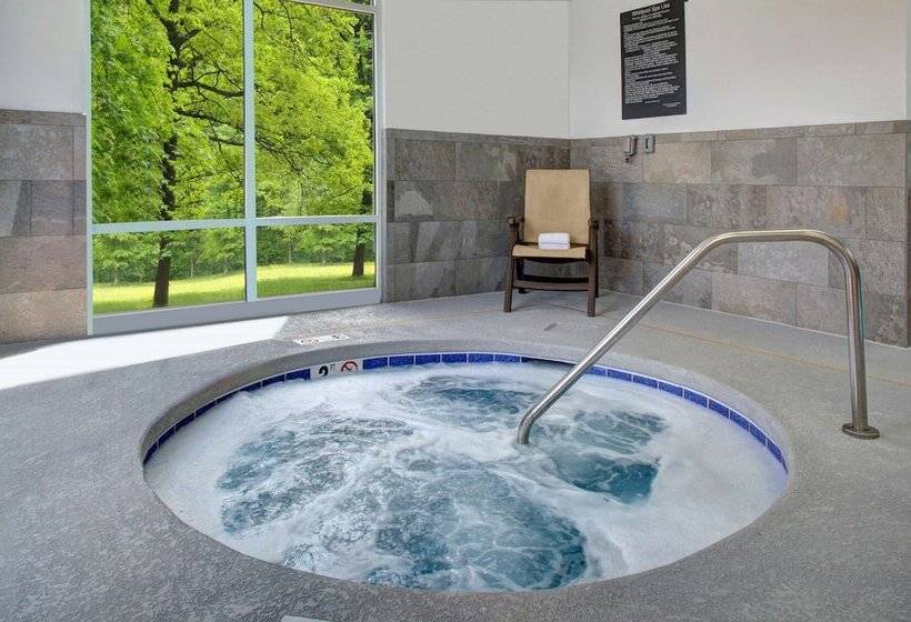 هتل Country Inn & Suites By Radisson Asheville Downtown Tunnel Road