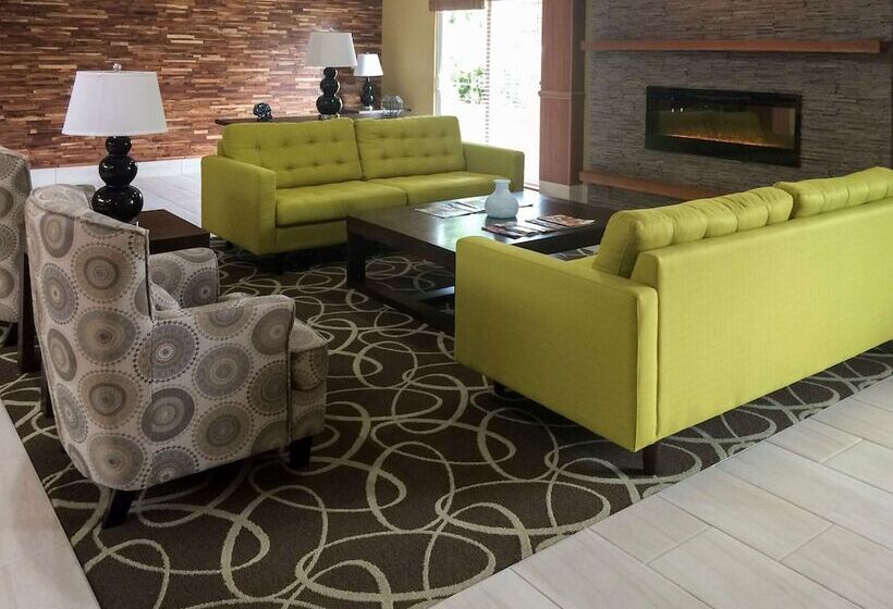 هتل Country Inn & Suites By Radisson, Delta Park North Portland