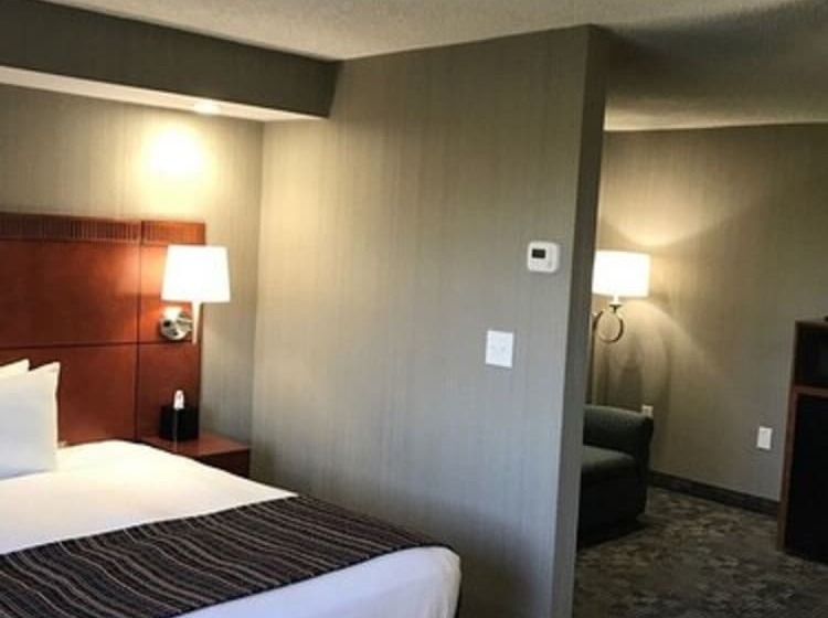 هتل Country Inn & Suites By Radisson, Delta Park North Portland