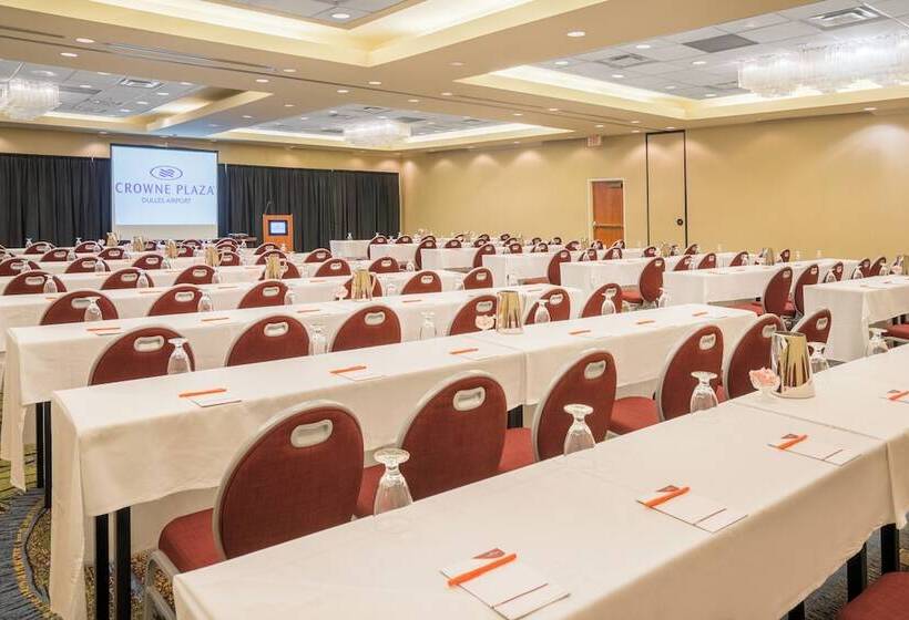 هتل Crowne Plaza Dulles Airport, An Ihg