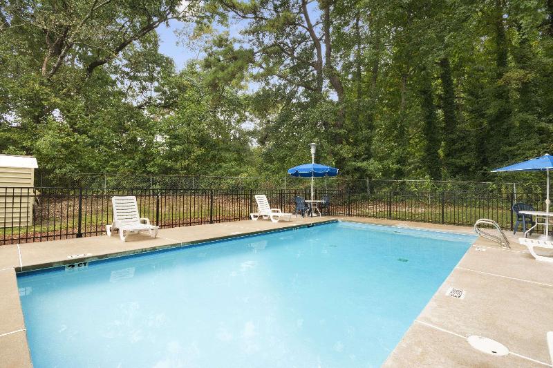 호텔 Days Inn By Wyndham Atlanta Stone Mountain