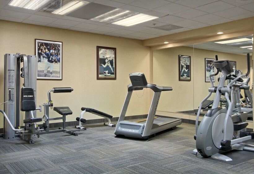 هتل Days Inn By Wyndham Baltimore Inner Harbor