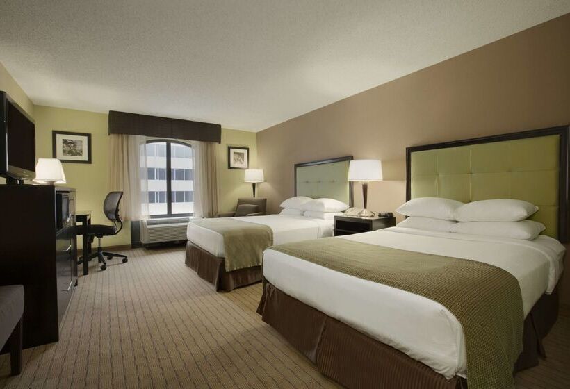 هتل Days Inn By Wyndham Baltimore Inner Harbor
