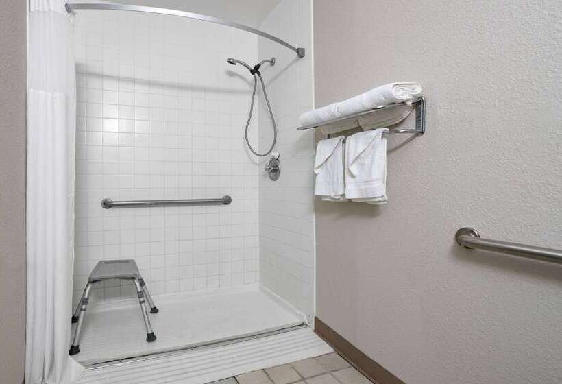 호텔 Days Inn By Wyndham Cambridge