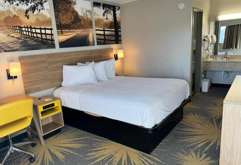 בית מלון כפרי Days Inn By Wyndham Cloverdale Greencastle
