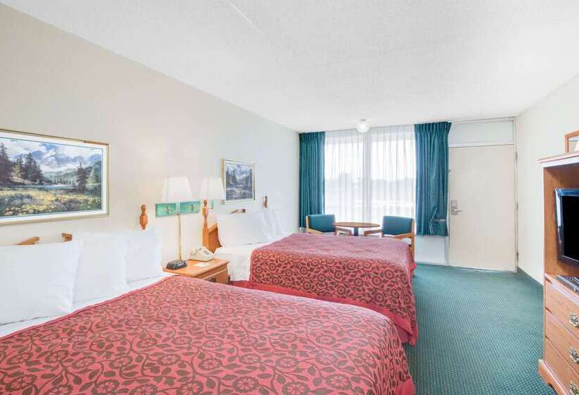 هتل Days Inn By Wyndham Newport