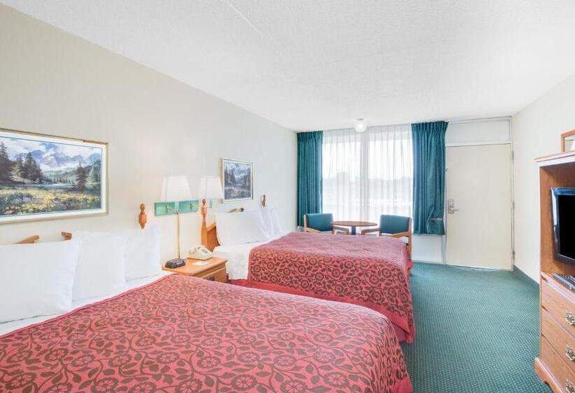 هتل Days Inn By Wyndham Newport