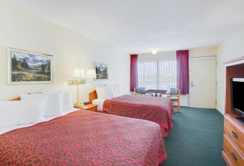 هتل Days Inn By Wyndham Newport