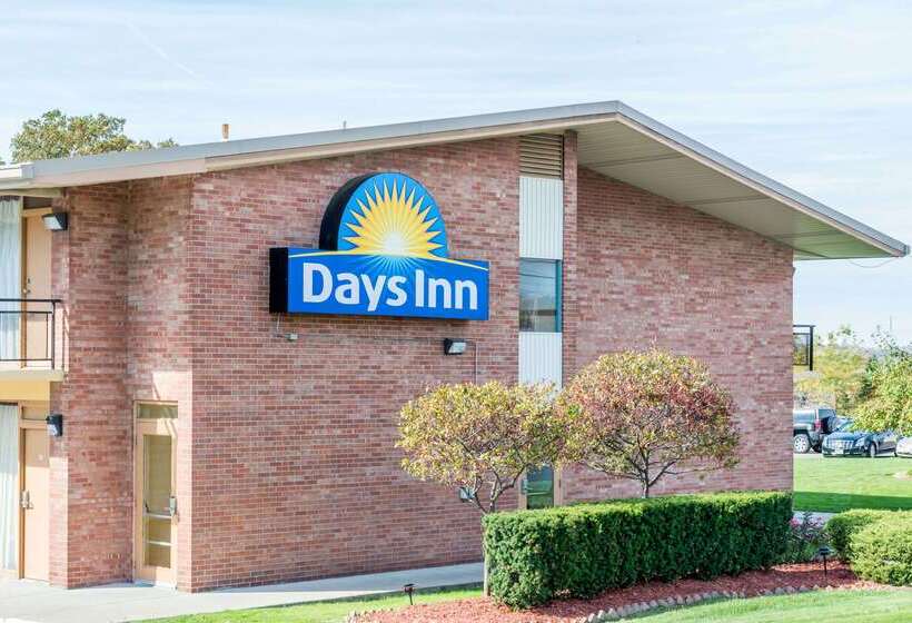 Отель Days Inn By Wyndham Niles