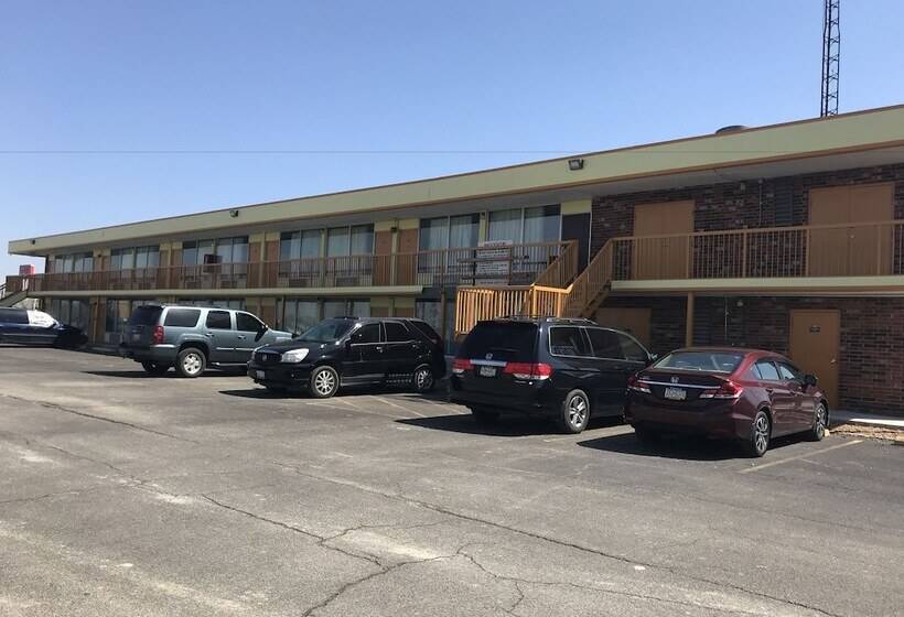 酒店 Days Inn By Wyndham Salem, Il