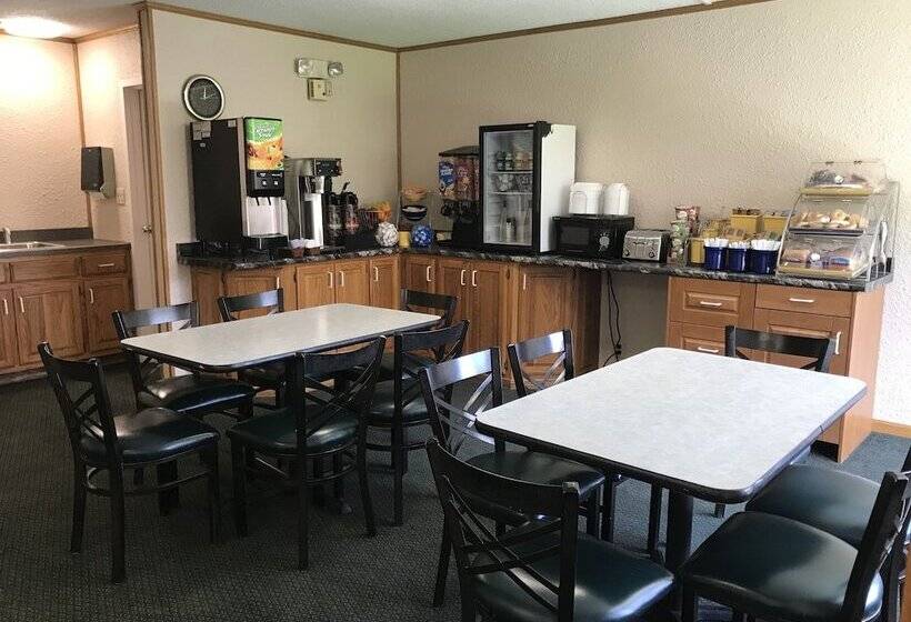 酒店 Days Inn By Wyndham Salem, Il