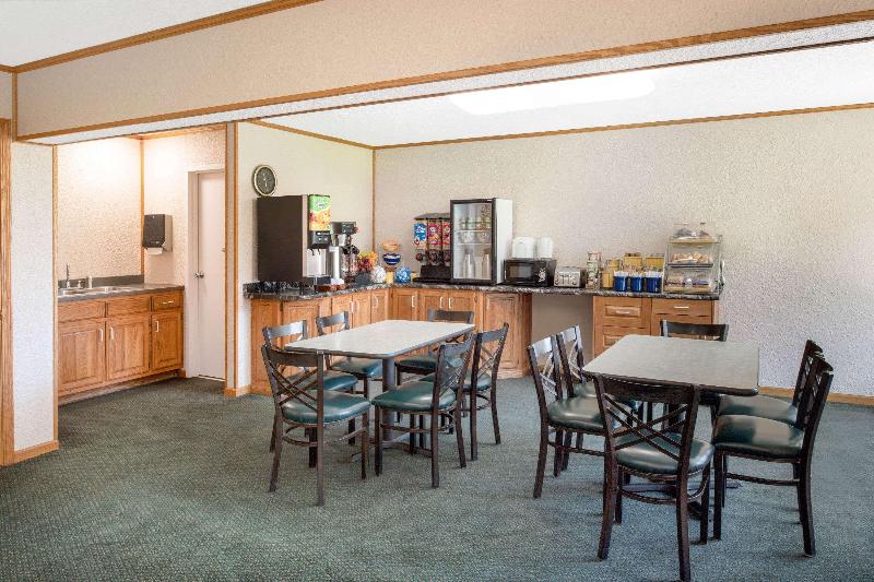 酒店 Days Inn By Wyndham Salem, Il
