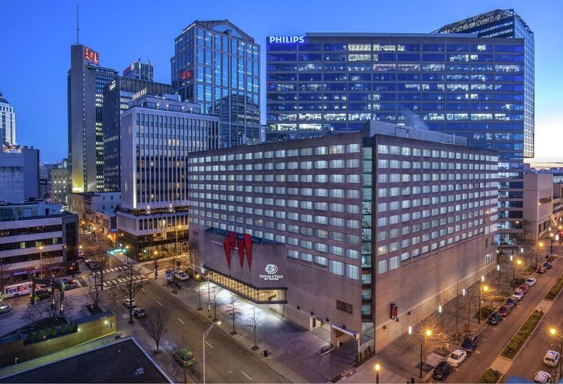 هتل Doubletree By Hilton  Nashville Downtown