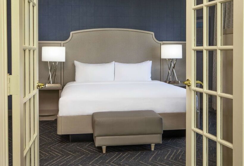 Doubletree By Hilton Hotel Nashville Downtown