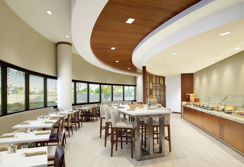 ホテル Doubletree Suites By Hilton Phoenix