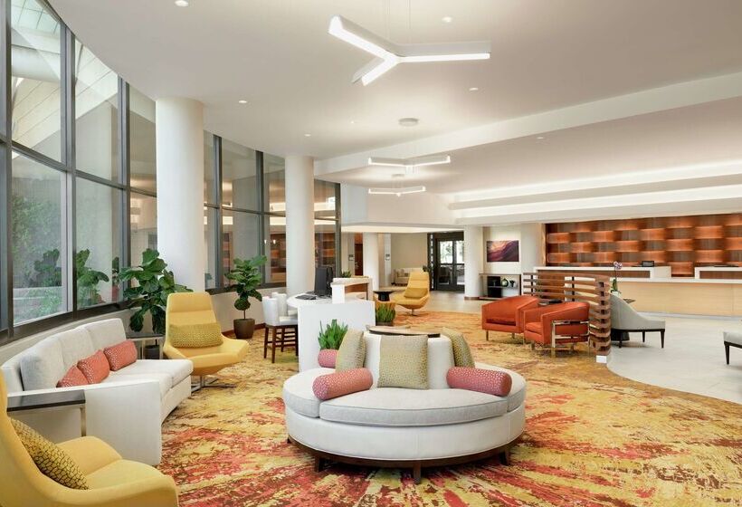 ホテル Doubletree Suites By Hilton Phoenix