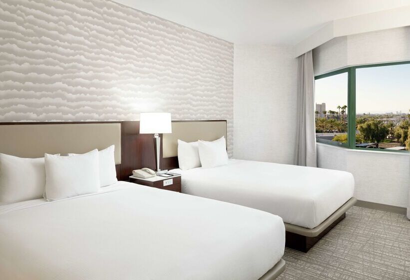 ホテル Doubletree Suites By Hilton Phoenix