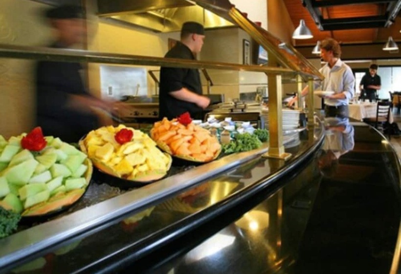 בית מלון כפרי Doubletree Suites By Hilton Tucson Airport