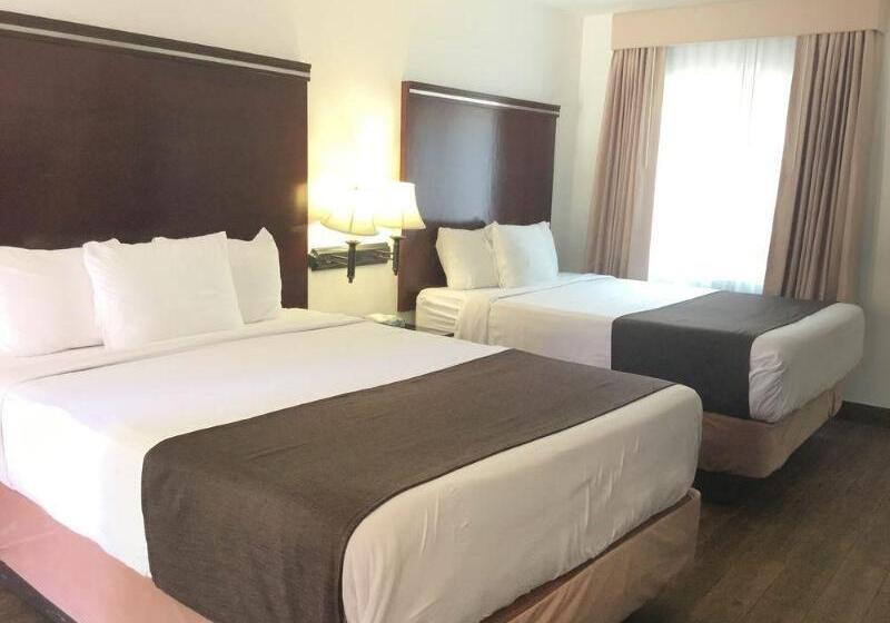 هتل Downtown San Diego Lodge