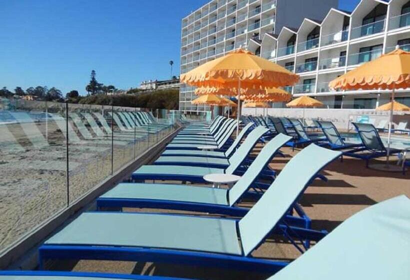 هتل Dream Inn Santa Cruz