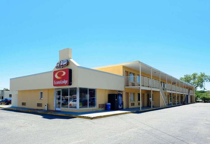 هتل Econo Lodge Airport