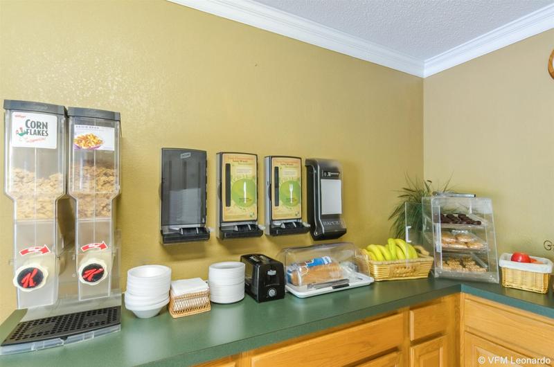 هتل Econo Lodge Historic Area
