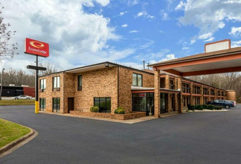 호텔 Econo Lodge Inn & Suites