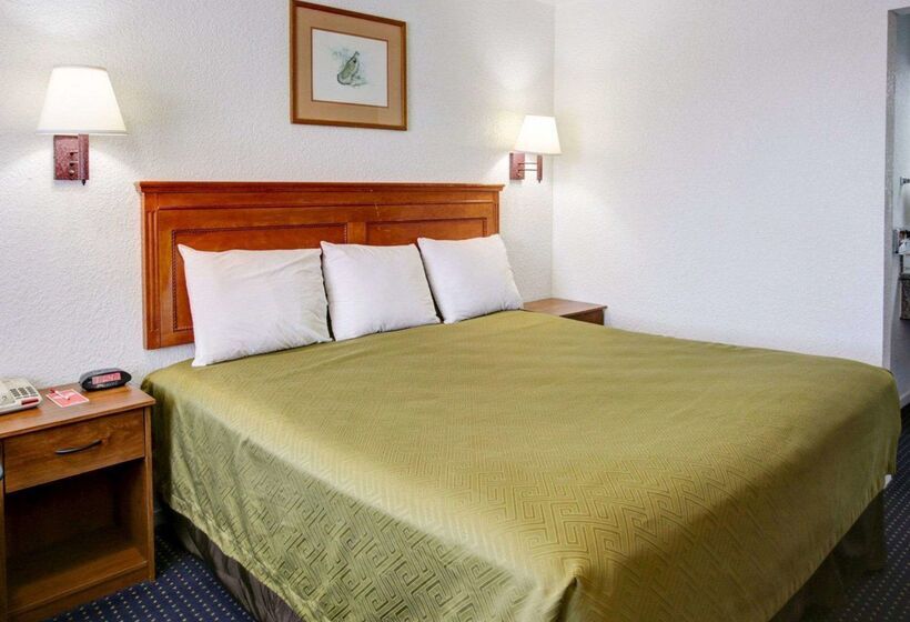هتل Econo Lodge Temple