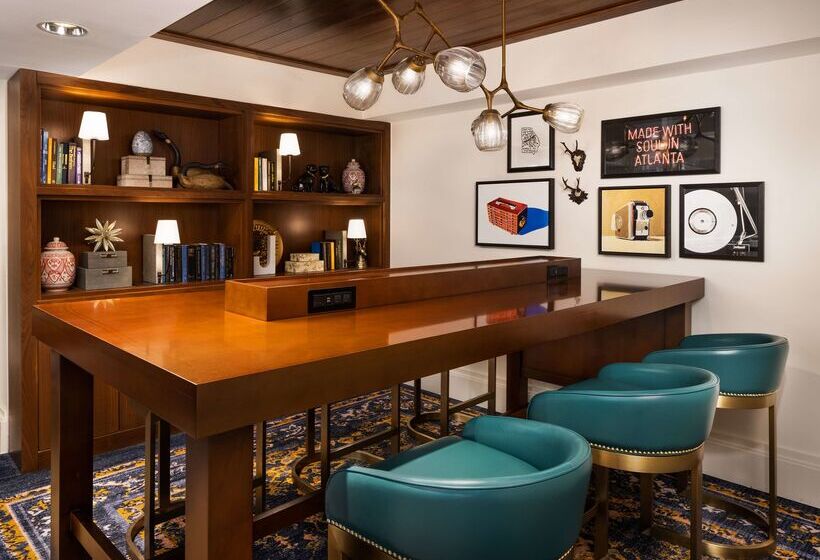 هتل Embassy Suites By Hilton Atlanta Buckhead