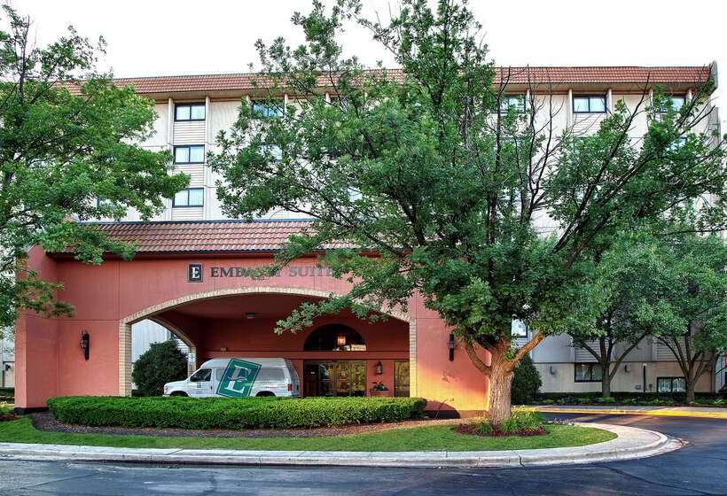 هتل Embassy Suites By Hilton Chicago Schaumburg Woodfield