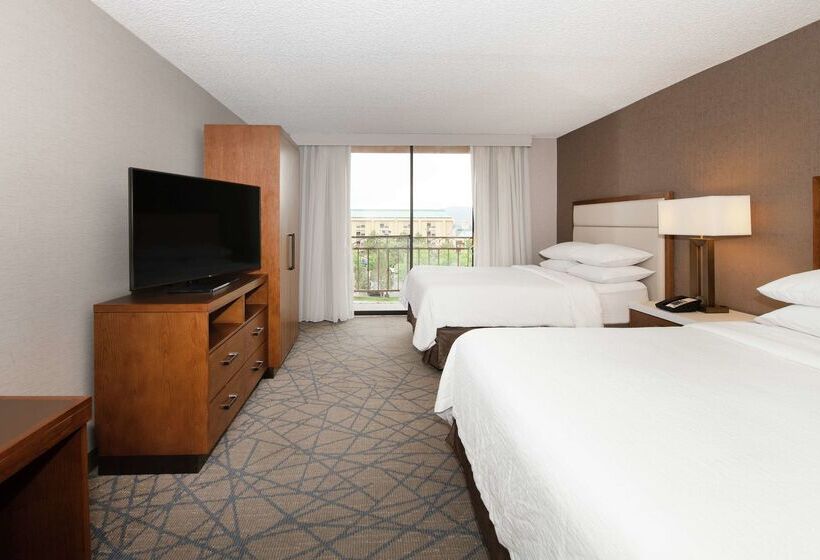 هتل Embassy Suites By Hilton Colorado Springs
