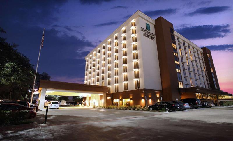 Hotel Embassy Suites By Hilton Dallas Market Center